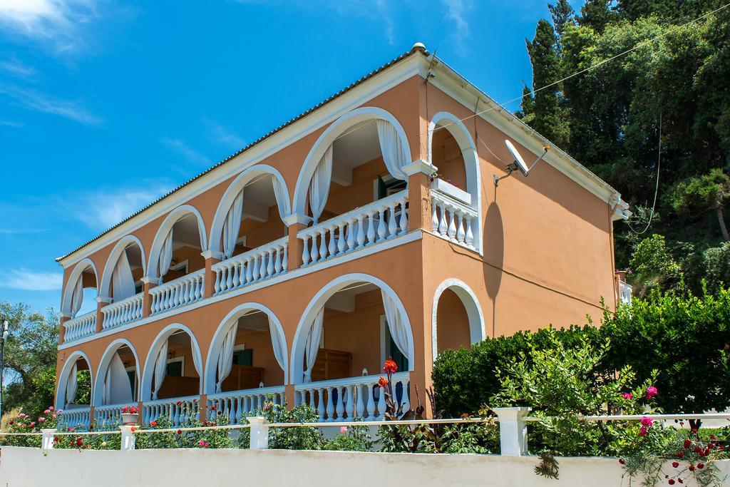 Aparthotel Angeliki Vitaládes Esterno foto